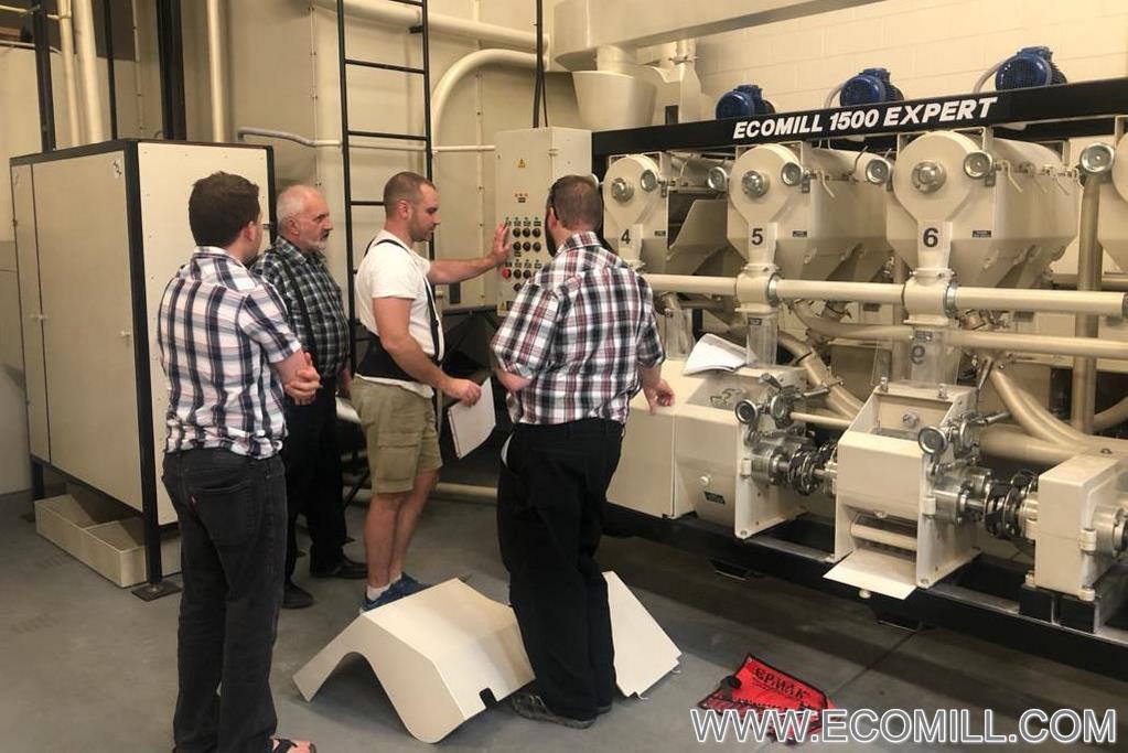 Our guests from Canada are being trained on how to operate the ECOMILL 1500 Expert in showroom Denver, Colorado